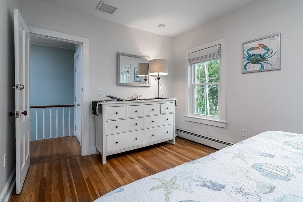 Single Family Residence at 475 Woodruff Avenue, South Kingstown, photo 23 of 29