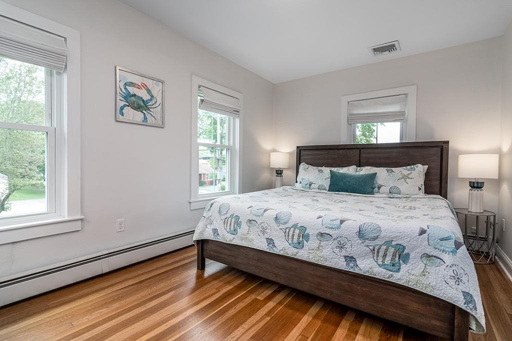 Single Family Residence at 475 Woodruff Avenue, South Kingstown, photo 22 of 29