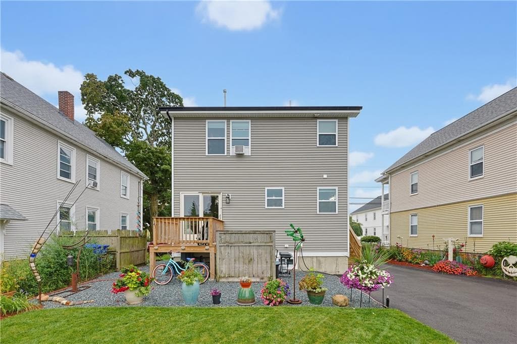 Single Family Residence at 96 Carter Avenue, Pawtucket, photo 42 of 45