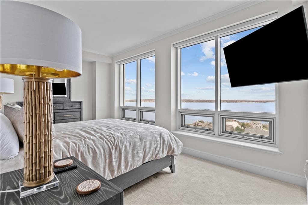 Condominium at 1 Tower Drive UNIT 1503, Portsmouth, photo 13 of 37
