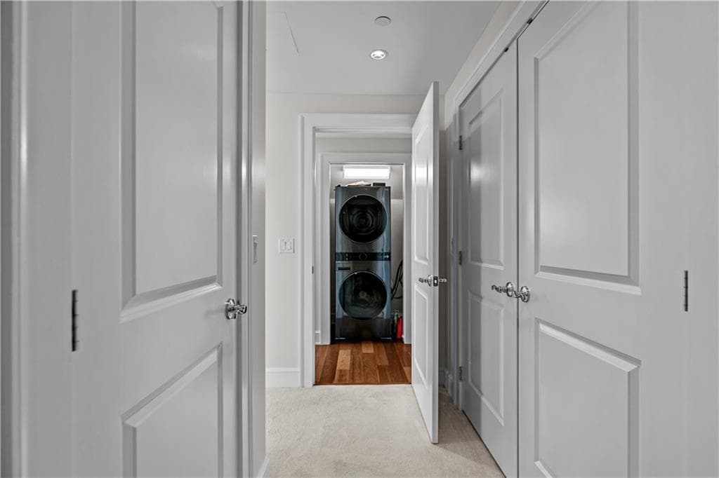 Condominium at 1 Tower Drive UNIT 1503, Portsmouth, photo 19 of 37