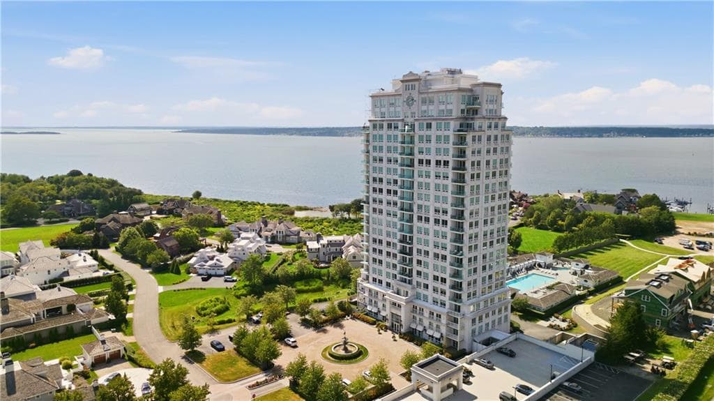 Condominium at 1 Tower Drive UNIT 1503, Portsmouth, photo 31 of 37