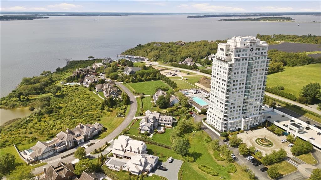 Condominium at 1 Tower Drive UNIT 1503, Portsmouth, photo 29 of 37