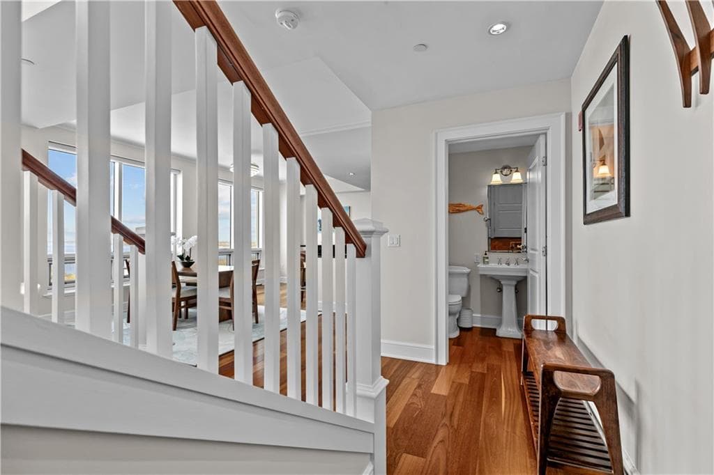 Condominium at 1 Tower Drive UNIT 1503, Portsmouth, photo 25 of 37