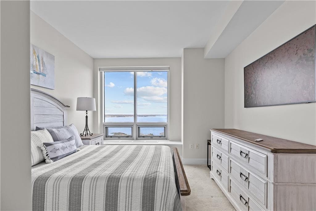 Condominium at 1 Tower Drive UNIT 1503, Portsmouth, photo 21 of 37