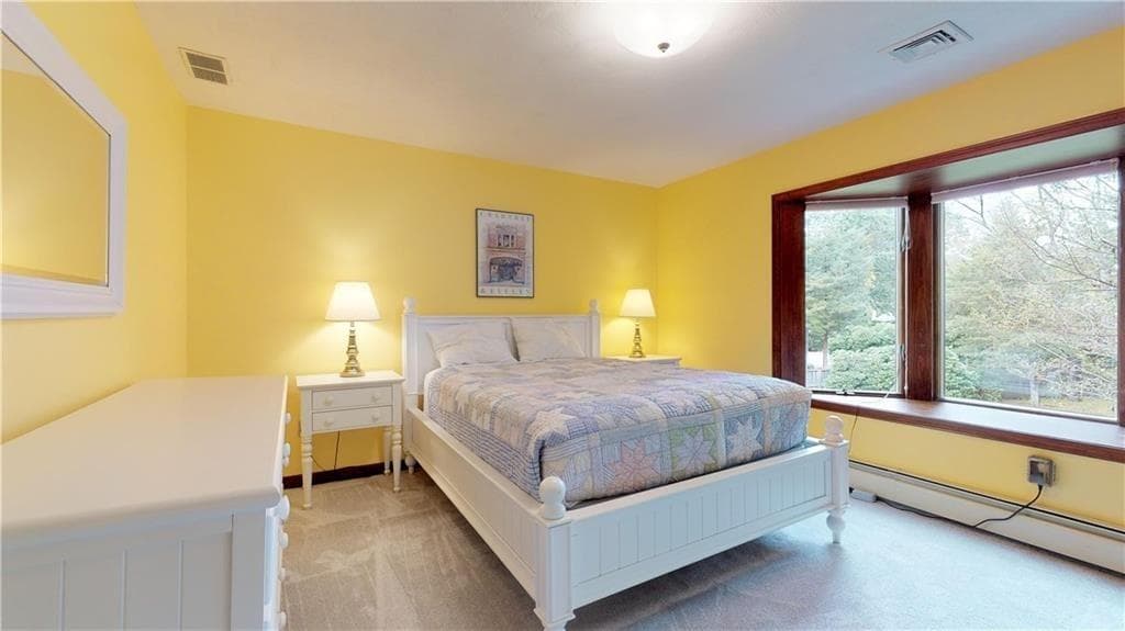 Single Family Residence at 48 Saint George Court, Warwick, photo 28 of 41