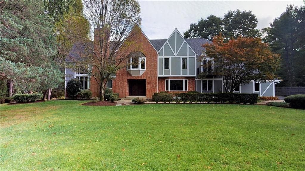 Single Family Residence at 48 Saint George Court, Warwick, photo 40 of 41