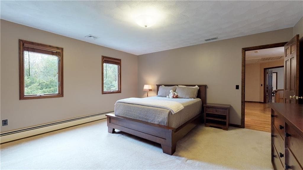 Single Family Residence at 48 Saint George Court, Warwick, photo 29 of 41