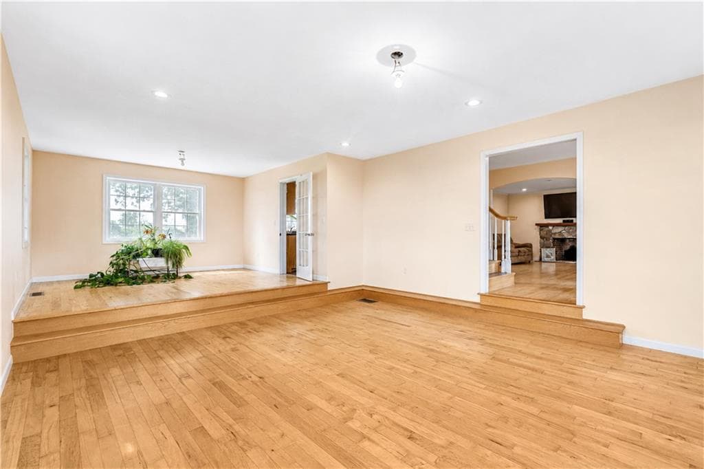 Single Family Residence at 91 A Wintechog Hill Road, No Stonington, photo 23 of 50