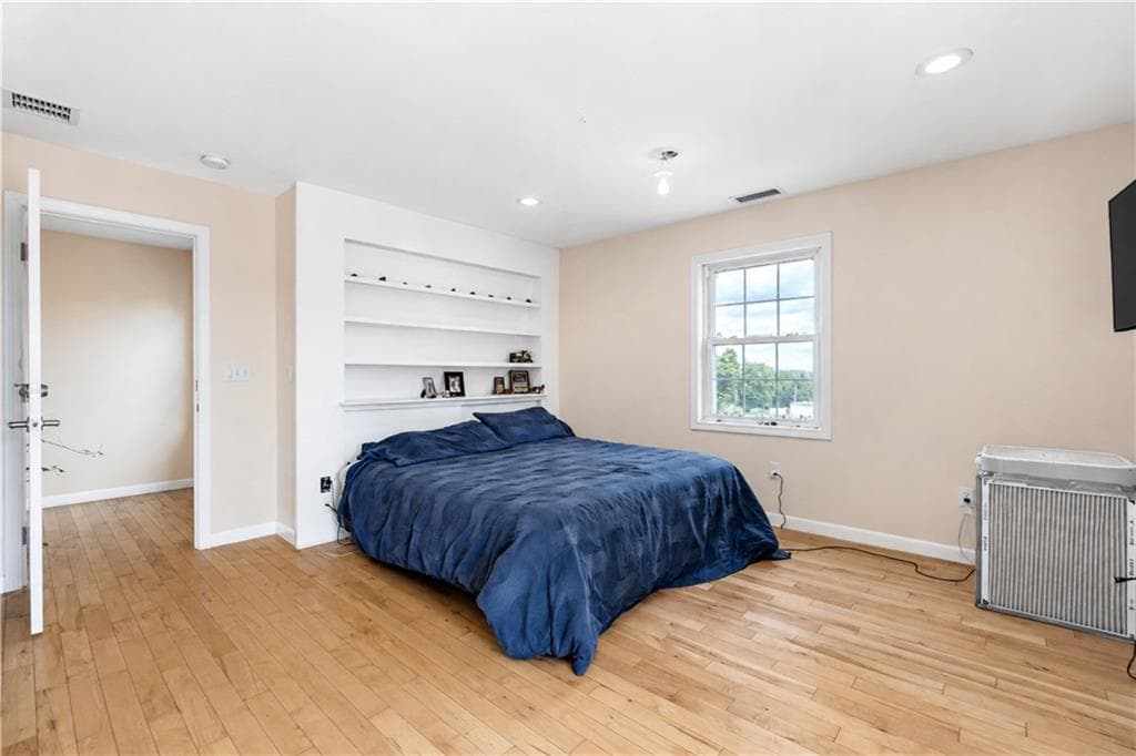Single Family Residence at 91 A Wintechog Hill Road, No Stonington, photo 16 of 50