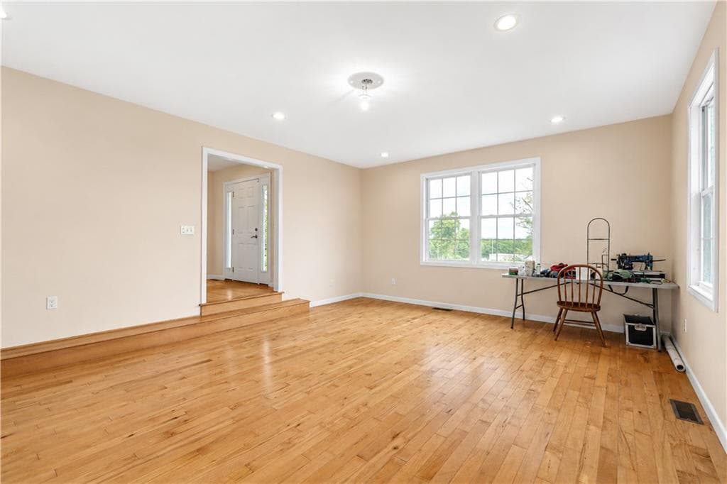 Single Family Residence at 91 A Wintechog Hill Road, No Stonington, photo 20 of 50