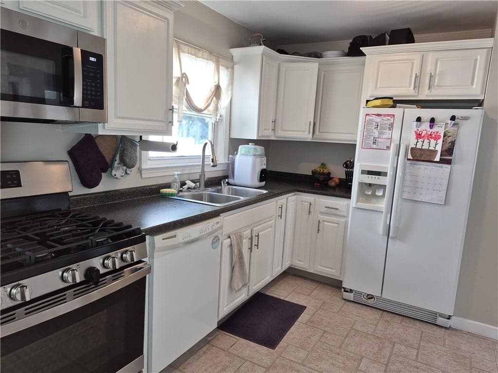 Single Family Residence at 178 California Street, Fall River, photo 6 of 35