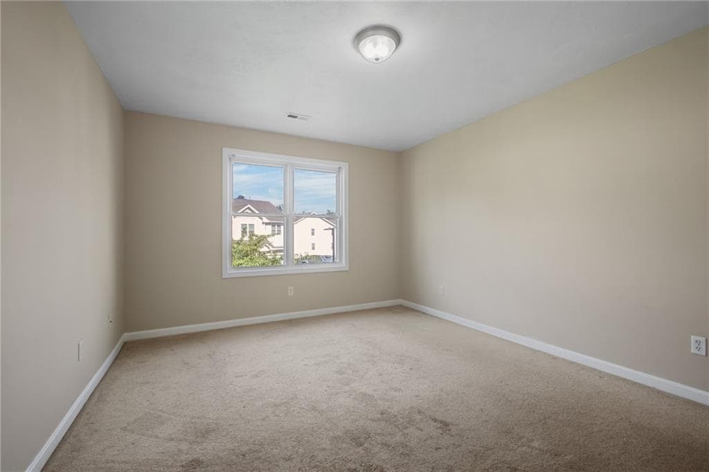 Condominium at 45 Silver Cup Circle, West Warwick, photo 11 of 48