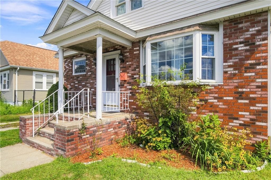 Single Family Residence at 159 Legion Way, Cranston, photo 31 of 35