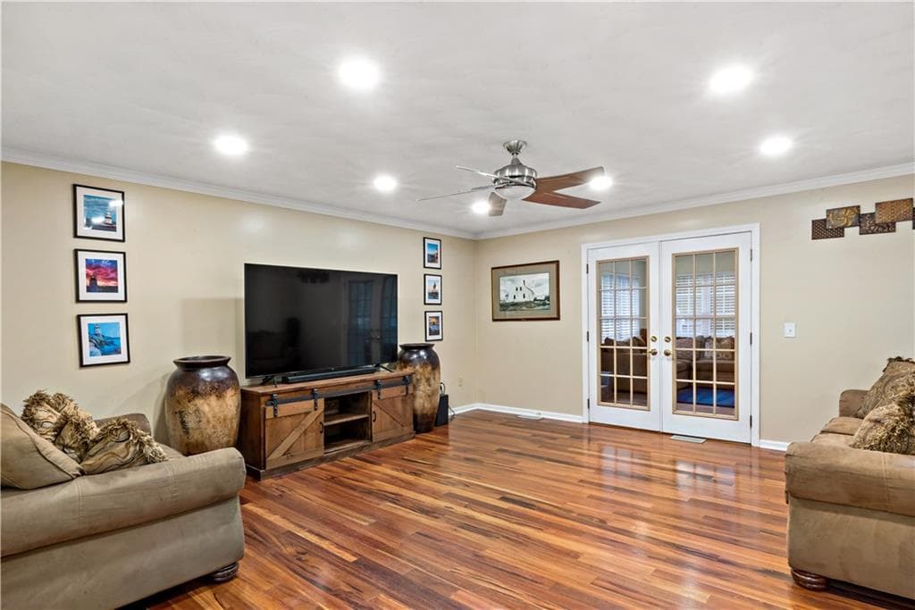 Single Family Residence at 71 Remington Farm Drive, Coventry, photo 3 of 47
