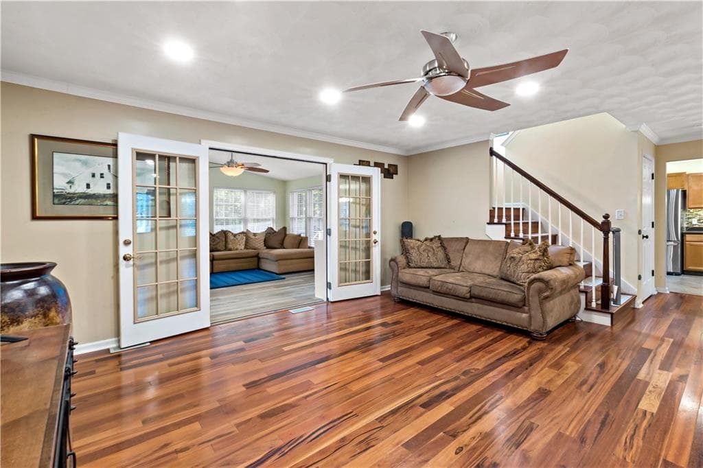 Single Family Residence at 71 Remington Farm Drive, Coventry, photo 4 of 47