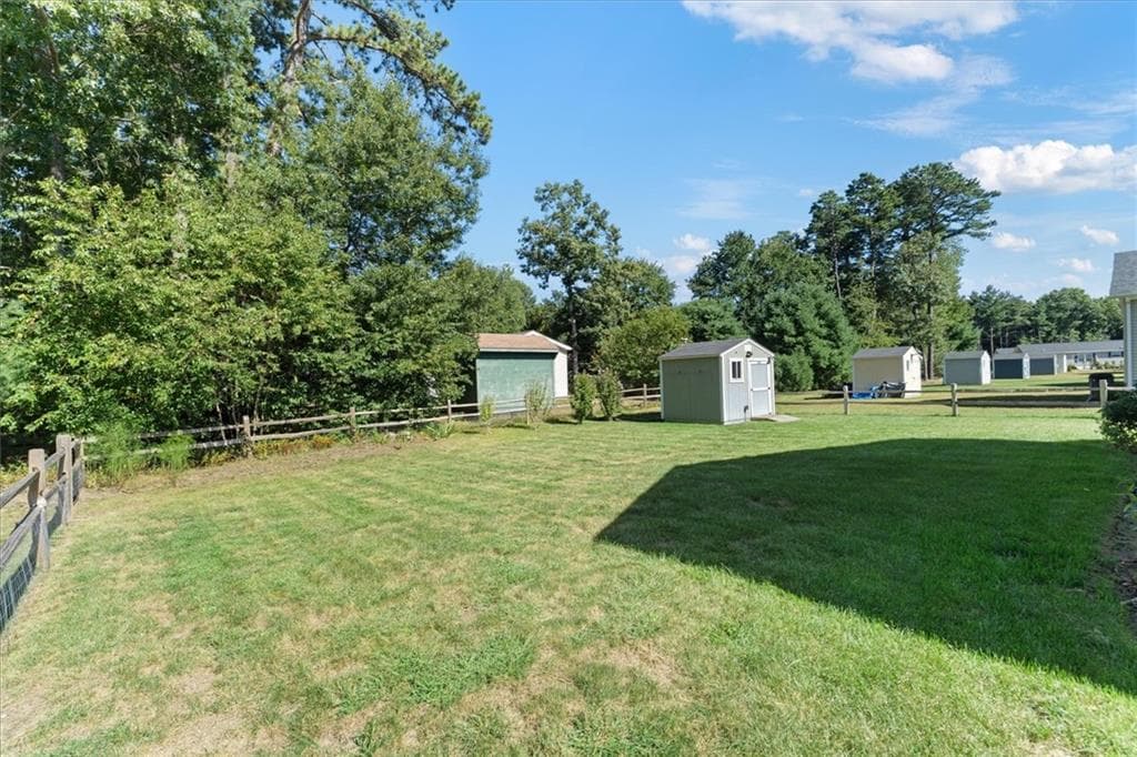 Single Family Residence at 4 Cheryl Lane, Coventry, photo 27 of 32