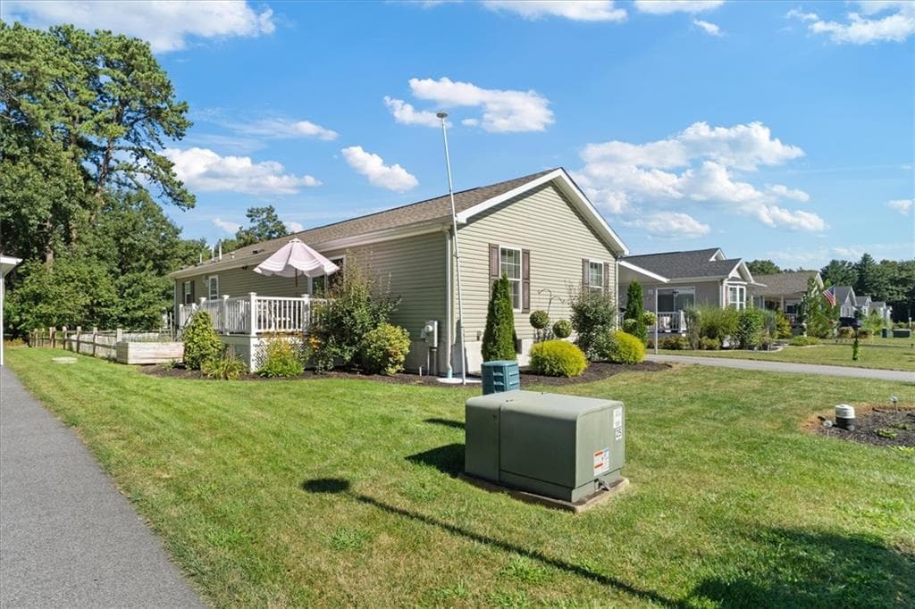 Single Family Residence at 4 Cheryl Lane, Coventry, photo 31 of 32
