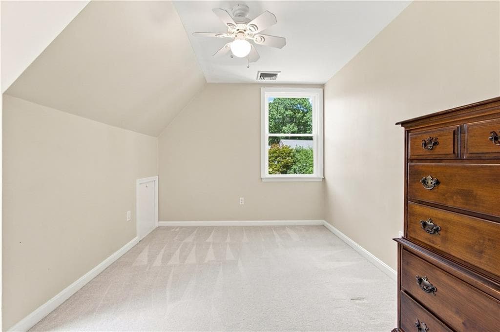 Single Family Residence at 4 Woodhaven Road, Barrington, photo 23 of 27