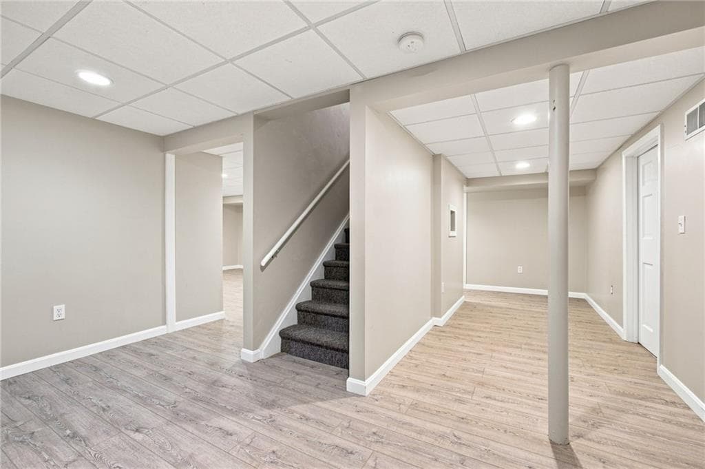 Single Family Residence at 4 Woodhaven Road, Barrington, photo 26 of 27