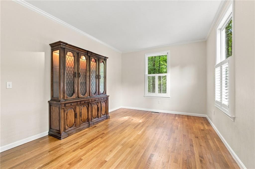 Single Family Residence at 4 Woodhaven Road, Barrington, photo 11 of 27