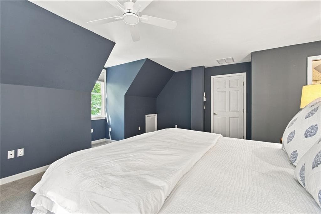 Single Family Residence at 4 Woodhaven Road, Barrington, photo 19 of 27