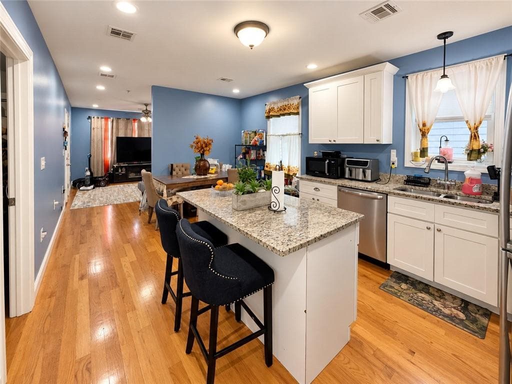 Multi Family at 25 Rutland Street, Providence, photo 13 of 20