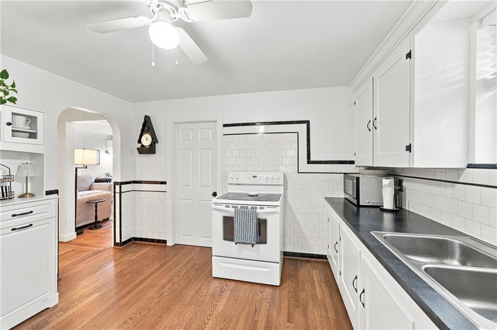 Single Family Residence at 24 Borden Avenue, Johnston, photo 14 of 29