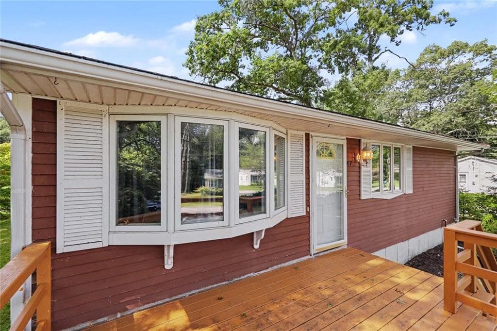 Single Family Residence at 47 Restful Valley Road, Tiverton, photo 3 of 26