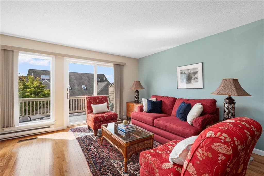 Condominium at 325 North Lane UNIT 325, Bristol, photo 17 of 50