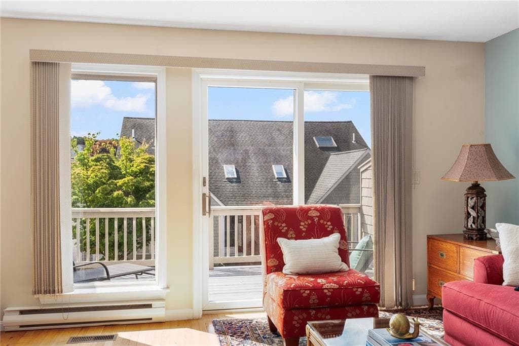 Condominium at 325 North Lane UNIT 325, Bristol, photo 16 of 50