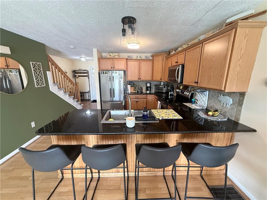 Condominium at 4 Smithfield Road UNIT 17, North Providence, photo 6 of 25