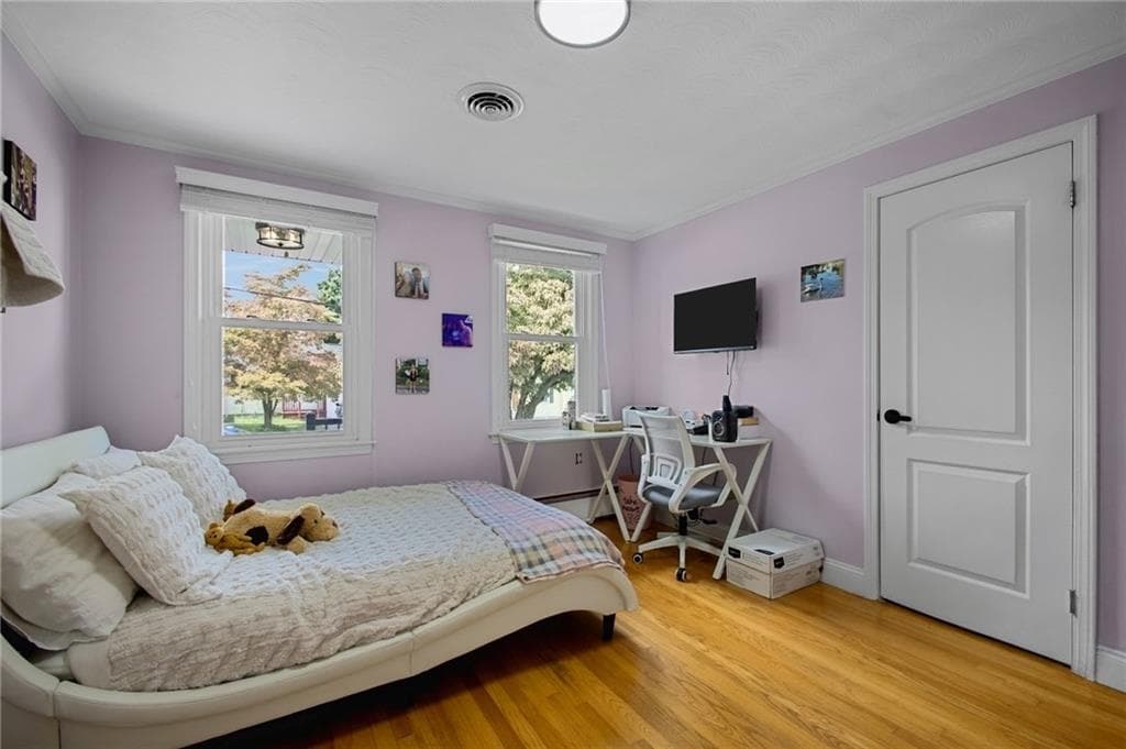 Single Family Residence at 10 Summit Avenue, Johnston, photo 11 of 30