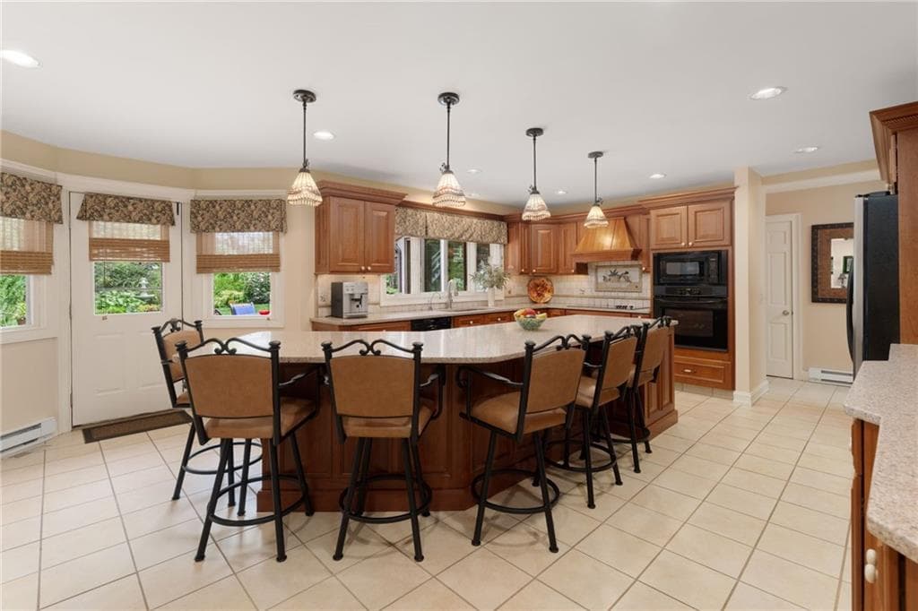 Single Family Residence at 2 Lancers Lane, Lincoln, photo 10 of 46
