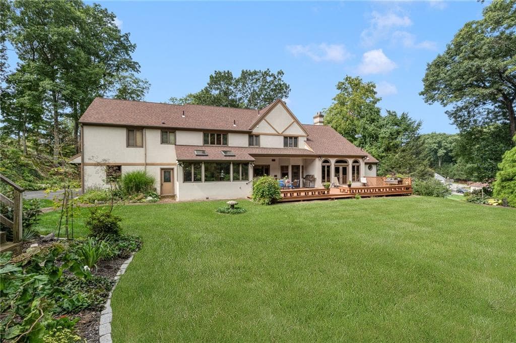 Single Family Residence at 2 Lancers Lane, Lincoln, photo 31 of 46