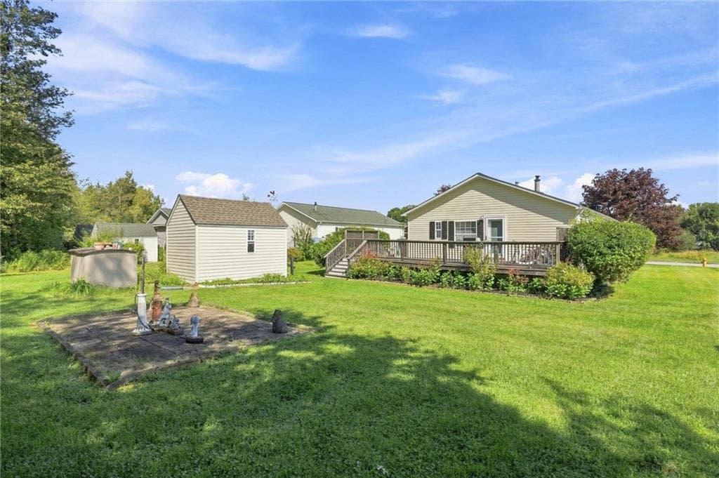 Single Family Residence at 40 Blackbird Court, Tiverton, photo 37 of 38