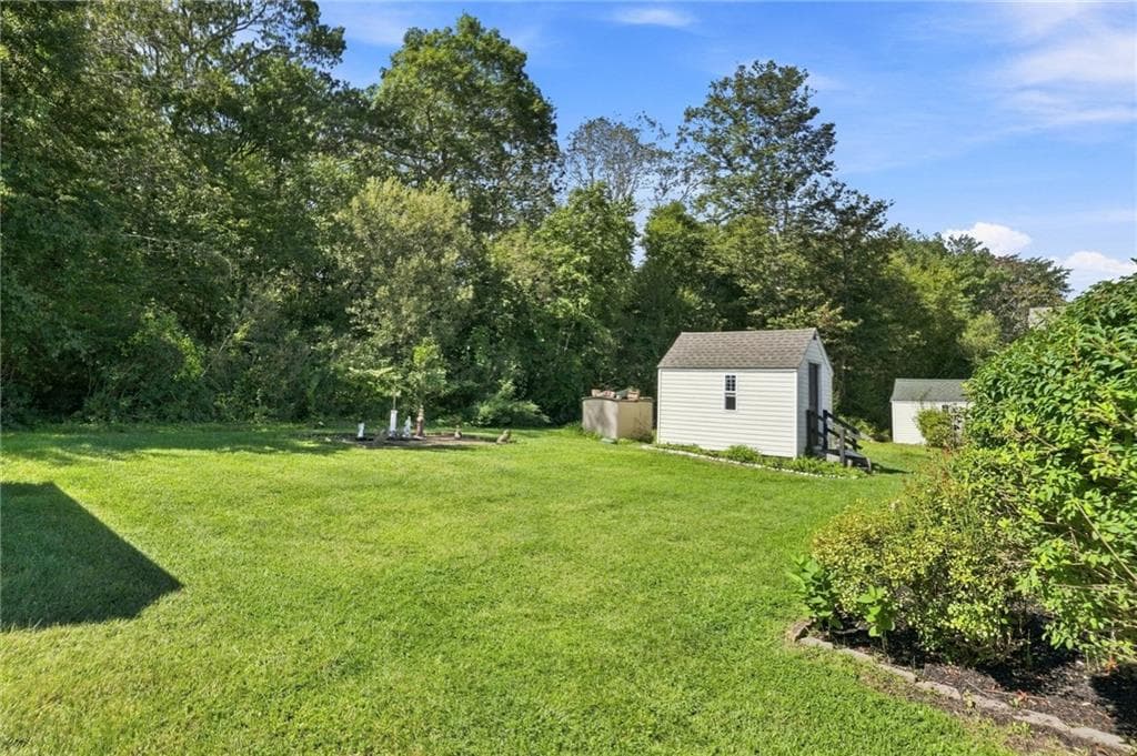 Single Family Residence at 40 Blackbird Court, Tiverton, photo 35 of 38