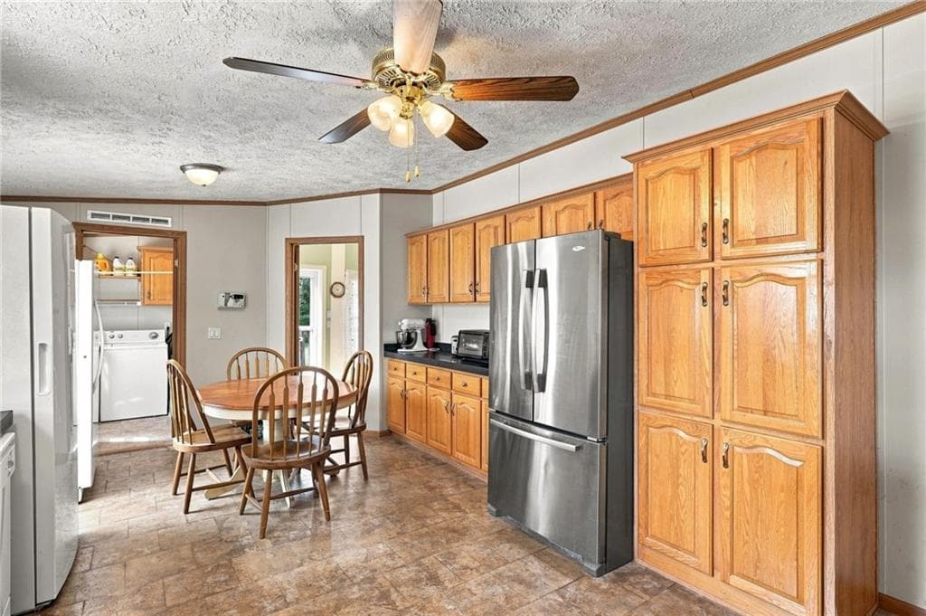 Single Family Residence at 40 Blackbird Court, Tiverton, photo 8 of 38