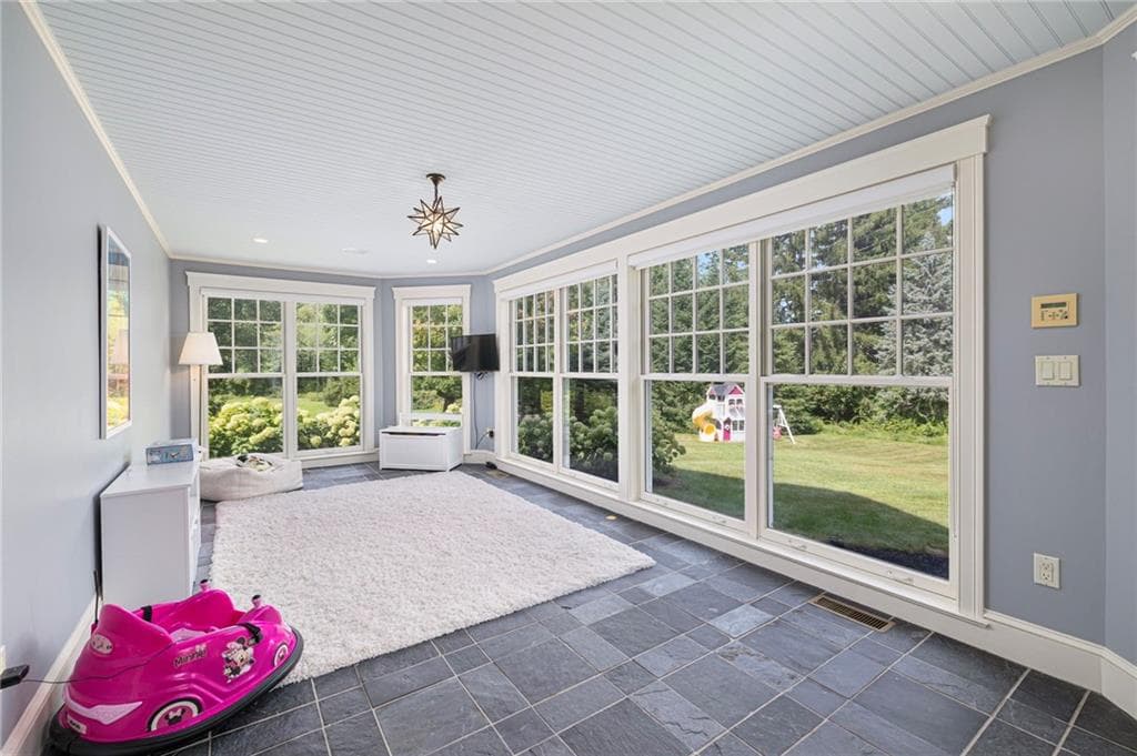 Single Family Residence at 543 Woonsocket Hill Road, North Smithfield, photo 26 of 50