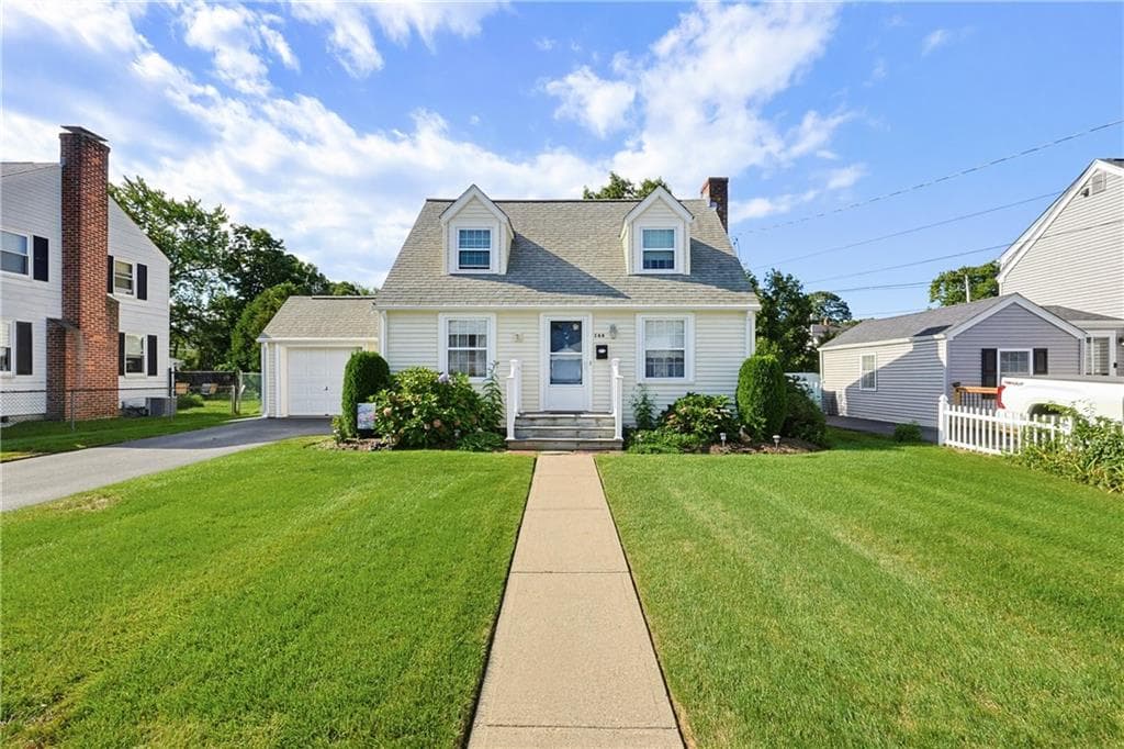 Single Family Residence at 166 Puritan Drive, Warwick, photo 34 of 35