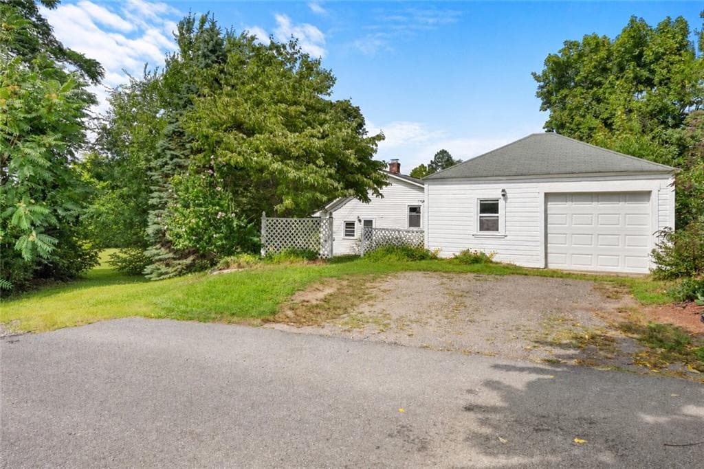 Single Family Residence at 1356 S Broadway, East Providence, photo 28 of 35