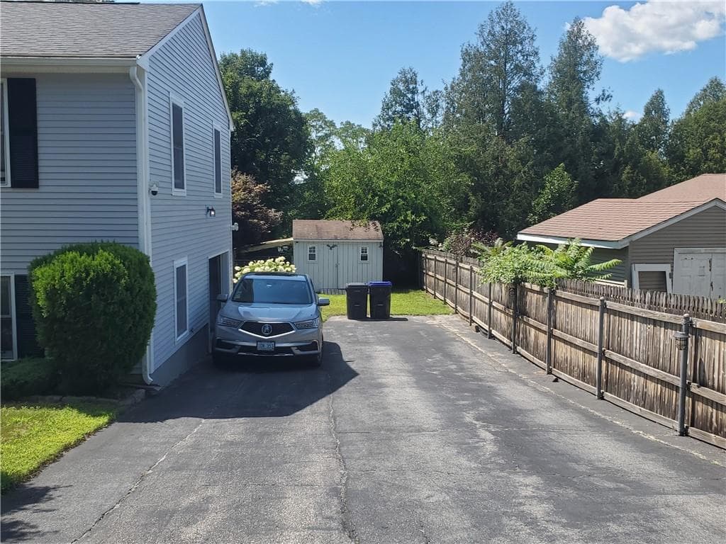 Single Family Residence at 90 Maybury Street, Cumberland, photo 13 of 31