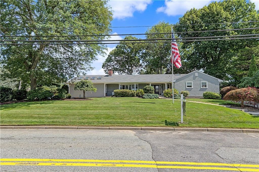 Single Family Residence at 210 Wildflower Drive, Cranston, photo 5 of 40