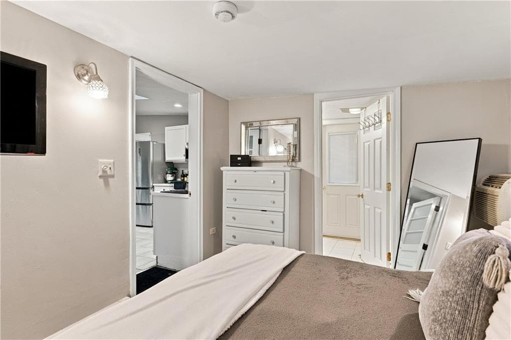 Single Family Residence at 7 White Pine Drive, Cumberland, photo 27 of 34