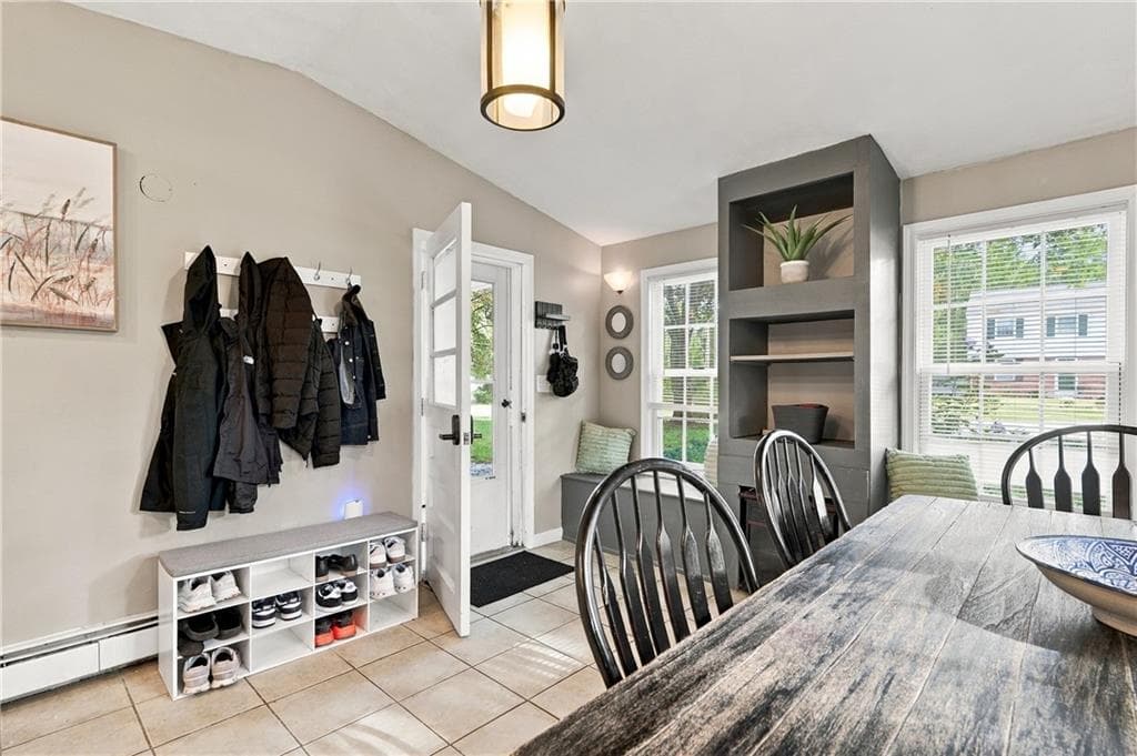 Single Family Residence at 7 White Pine Drive, Cumberland, photo 18 of 34