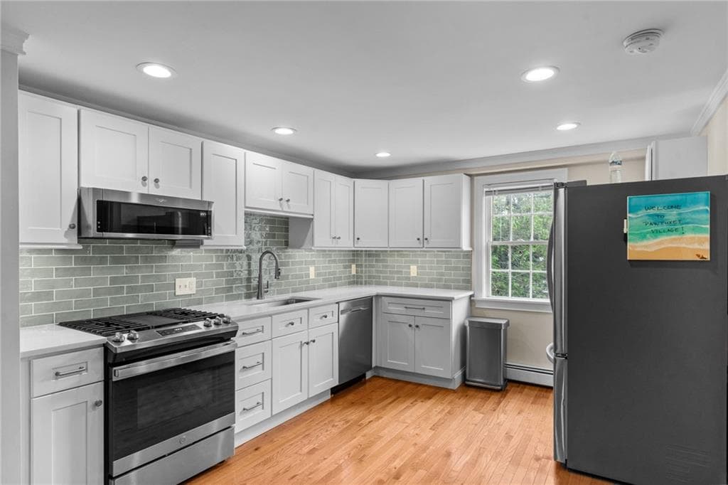 Condominium at 17 B Bank Street UNIT B, Warwick, photo 5 of 46