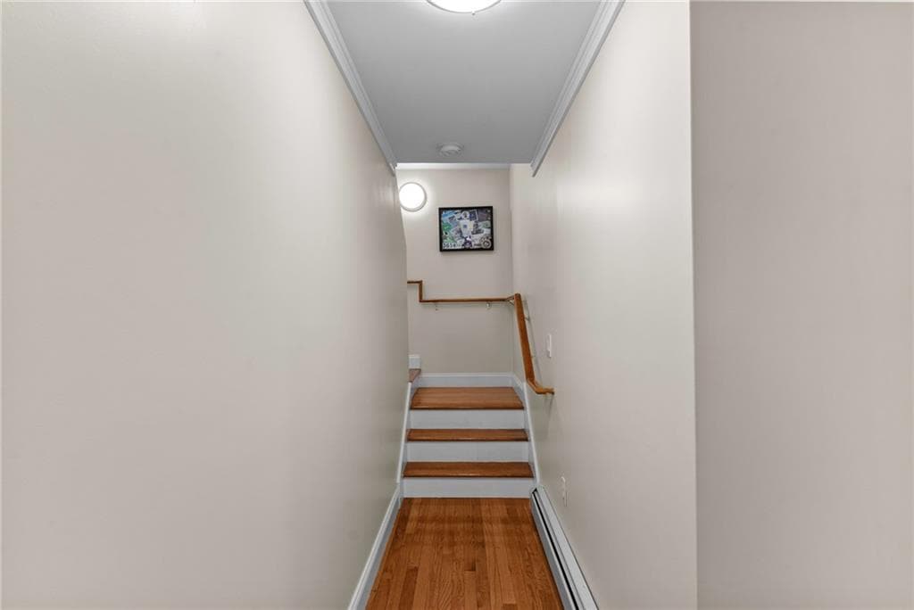 Condominium at 17 B Bank Street UNIT B, Warwick, photo 33 of 46
