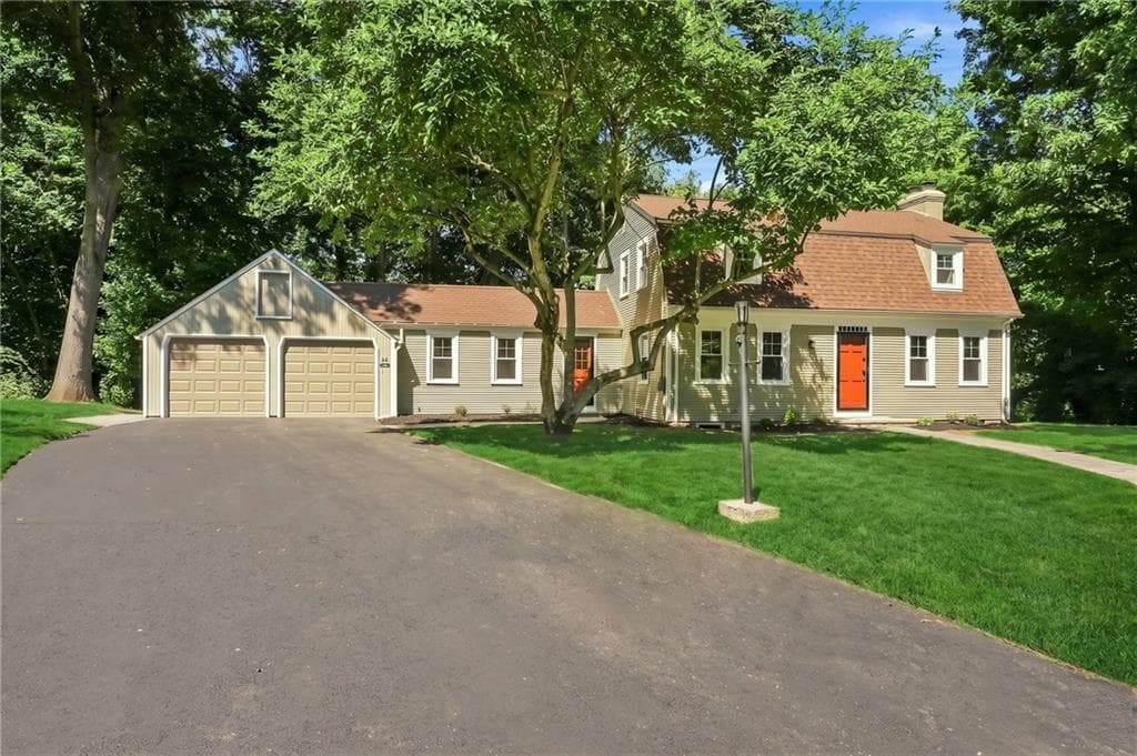 Single Family Residence at 23 Wildrose Court, Warwick, photo 2 of 50