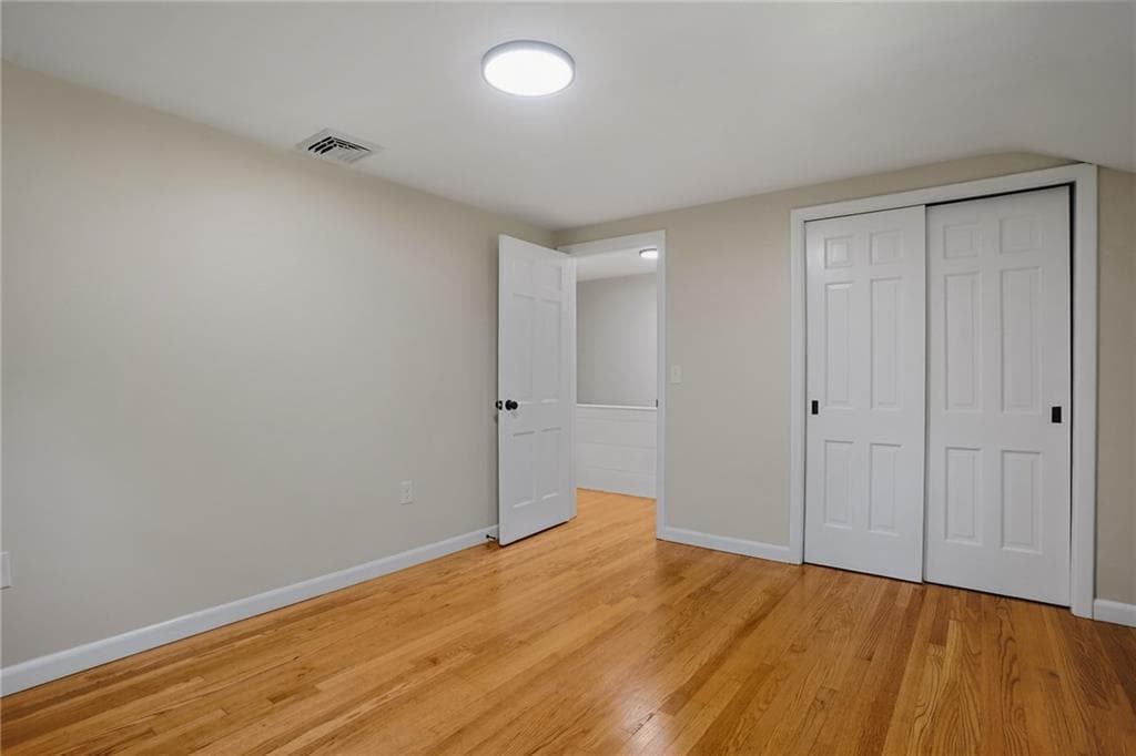 Single Family Residence at 23 Wildrose Court, Warwick, photo 32 of 50