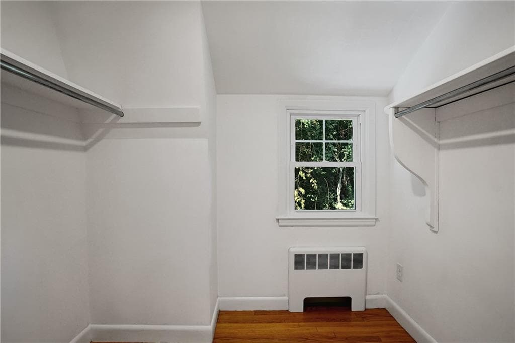 Single Family Residence at 23 Wildrose Court, Warwick, photo 28 of 50